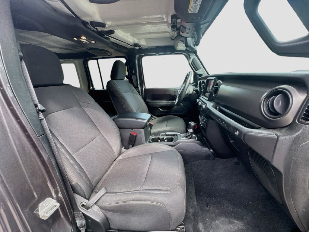 Used 2023 Jeep Wrangler Unlimited w/ 8.4" Radio Group AWD/4WD image 30