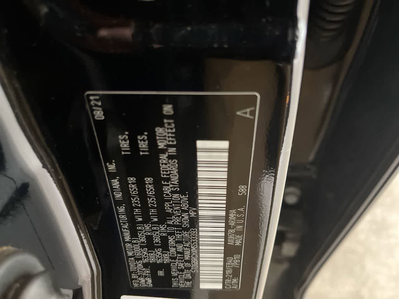 Used 2021 Toyota Highlander XLE AWD/4WD image 29