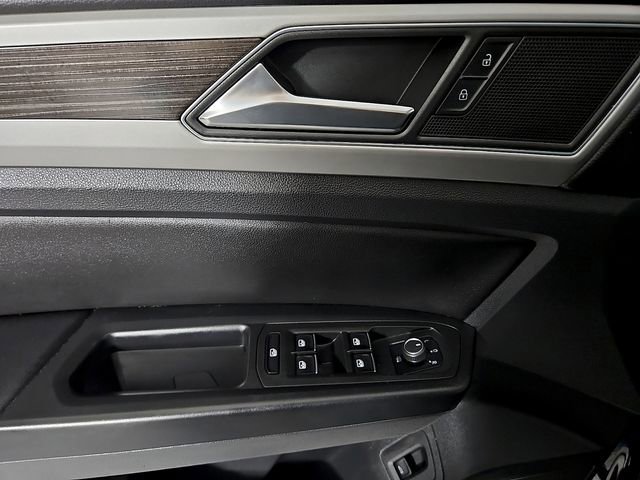 Used 2018 Volkswagen Atlas SEL FWD image 14