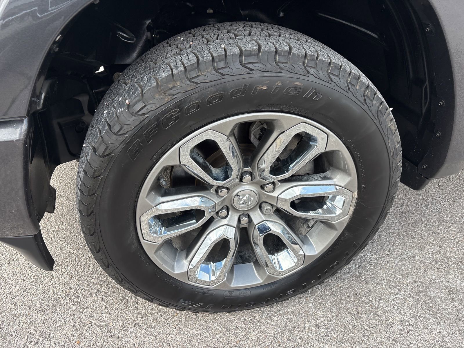 Used 2022 RAM 1500 Laramie w/ Sport Appearance Package image 32