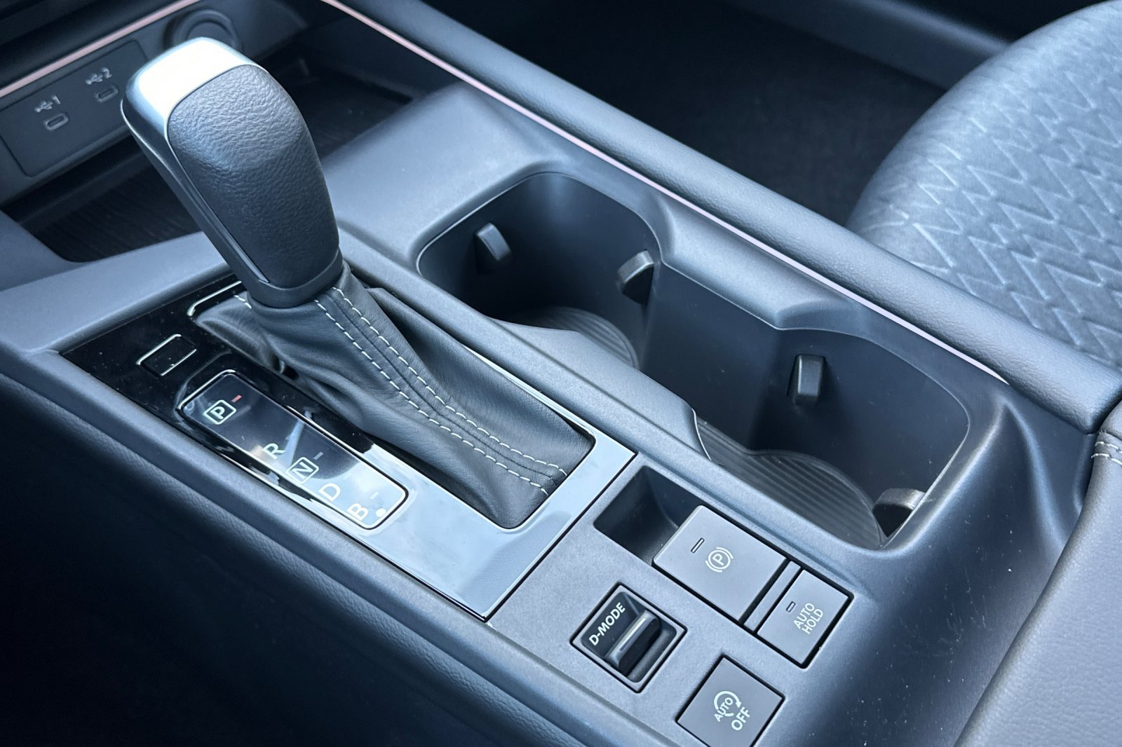 New 2026 Nissan Sentra SV w/ SV Convenience Package FWD image 20