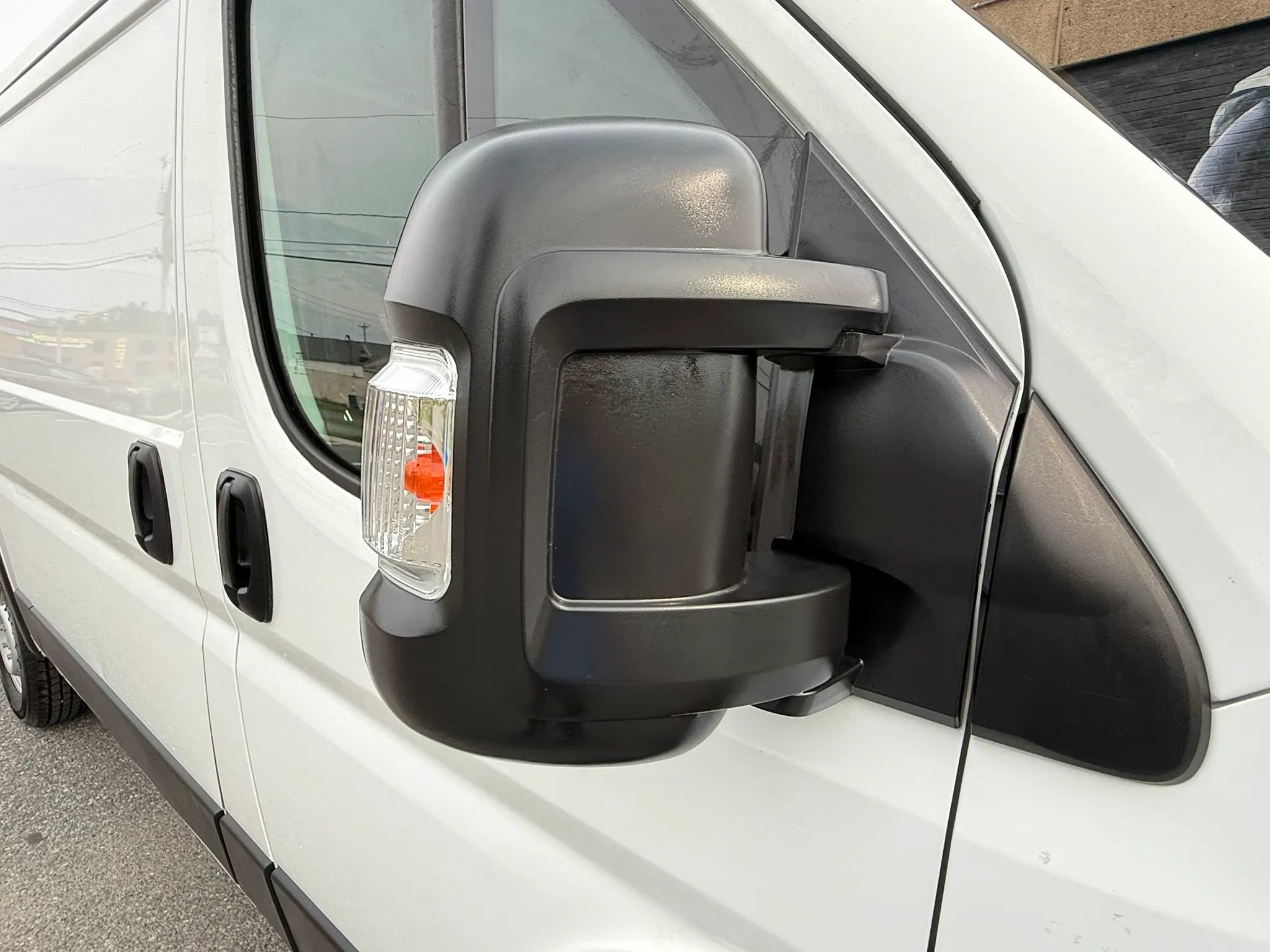 Used 2025 RAM ProMaster 2500 w/ Convenience Group FWD image 68