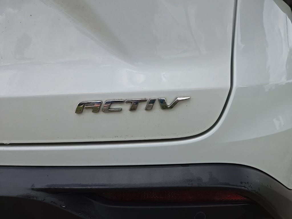 Used 2024 Chevrolet Trax ACTIV w/ Driver Confidence Package FWD image 5