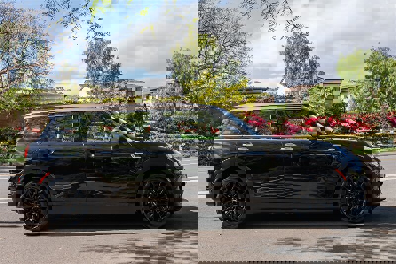 Used 2019 MINI Cooper Clubman image 4