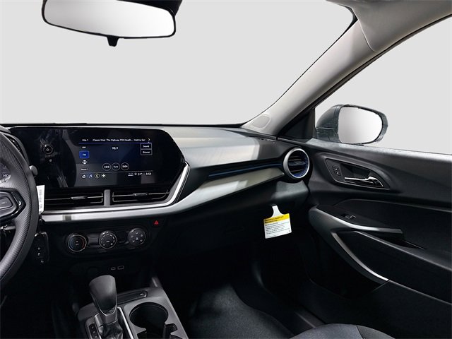 New 2026 Chevrolet Trax LS image 25