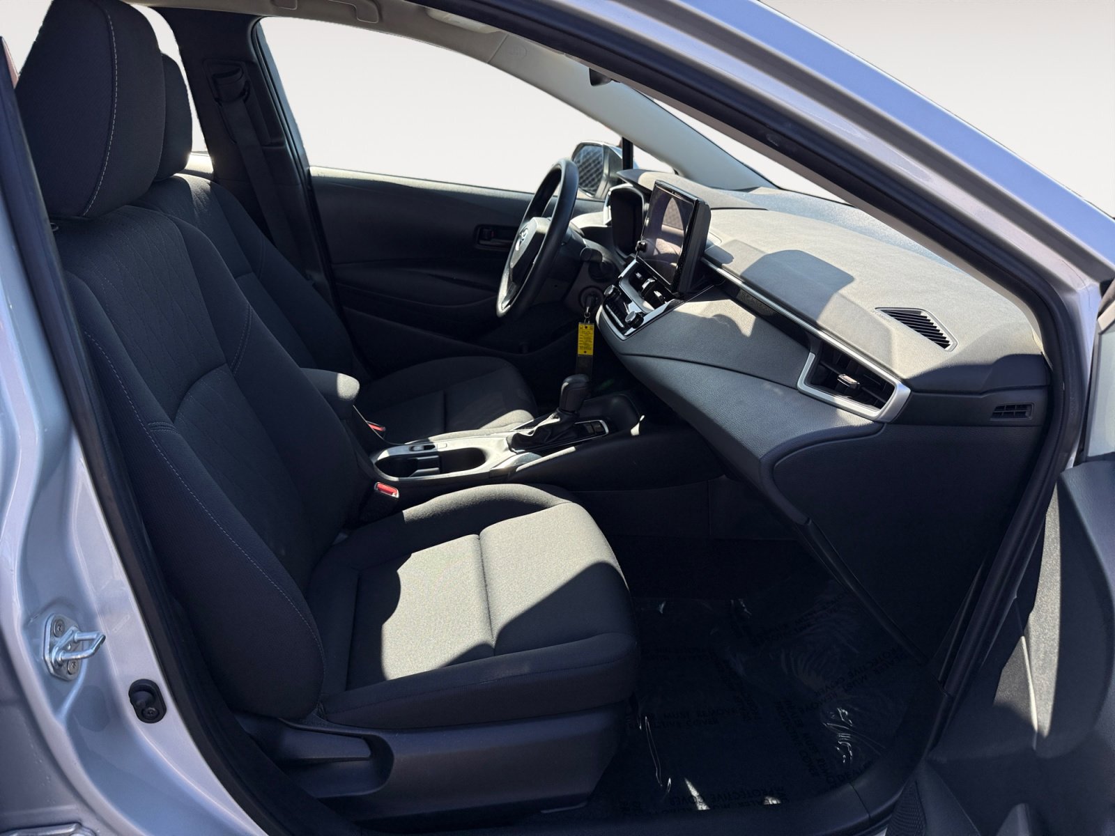 Used 2024 Toyota Corolla LE FWD image 19