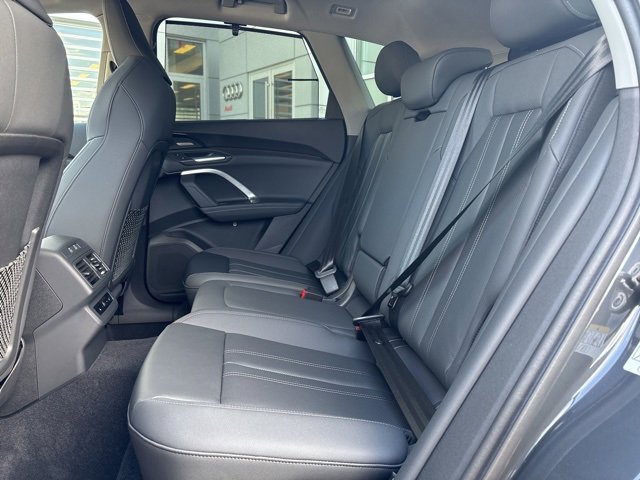 New 2025 Audi Q5 Prestige image 11