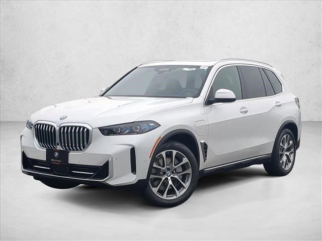 New 2026 BMW X5 xDrive50e image 1