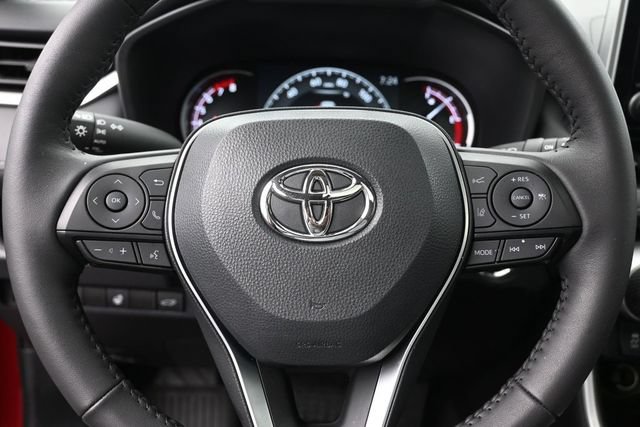 Certified 2024 Toyota RAV4 XLE w/ Convenience Package AWD/4WD image 25
