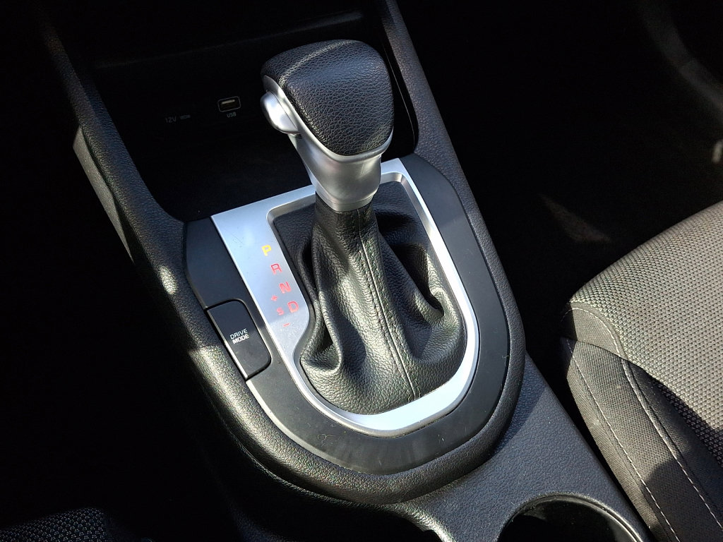 Used 2023 Kia Forte LXS image 30