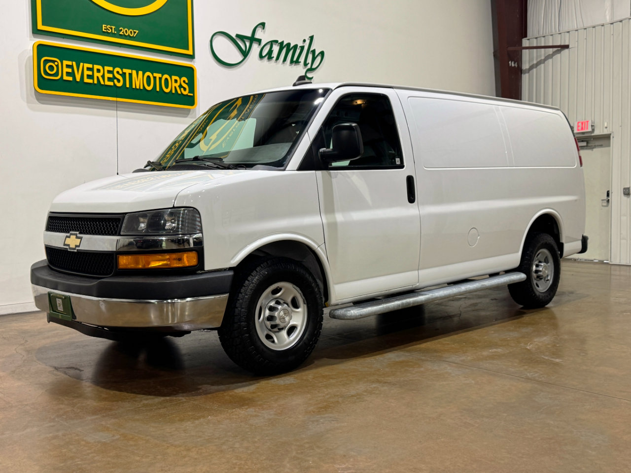 Used 2019 Chevrolet Express 2500 w/ Driver Convenience Package image 3