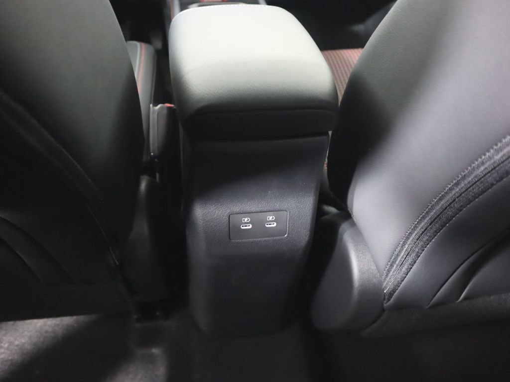 New 2026 Nissan Kicks SR w/ Cold Weather Package image 19