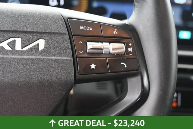 Used 2026 Kia Sportage LX FWD image 31