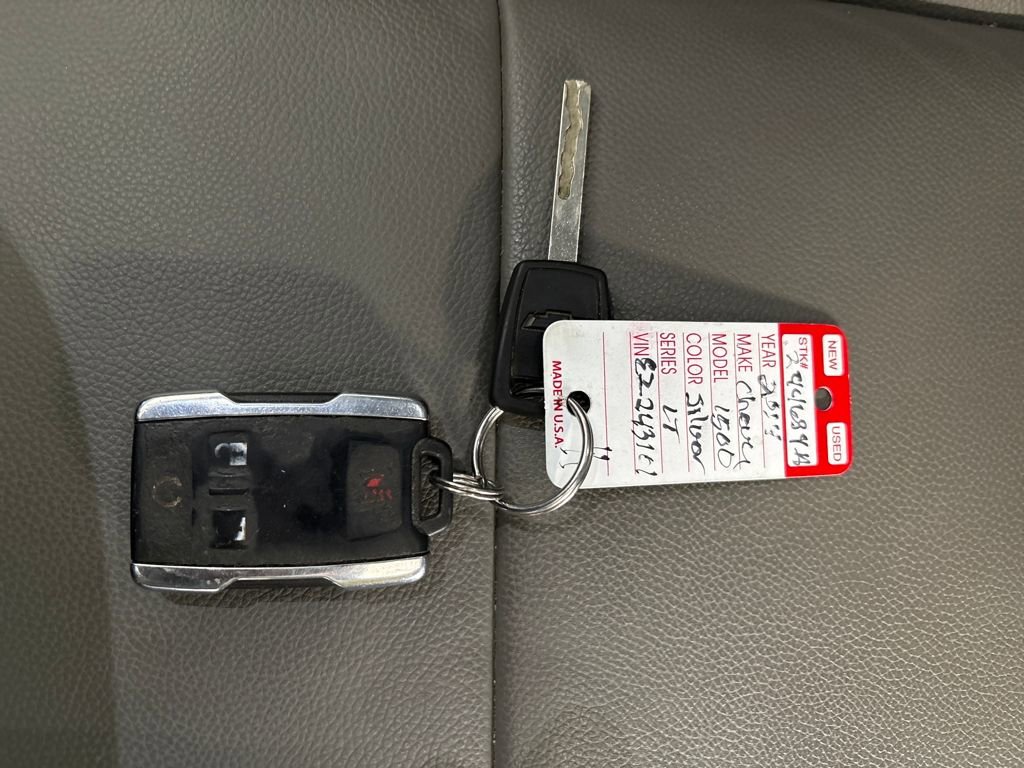 Used 2014 Chevrolet Silverado 1500 LTZ image 32