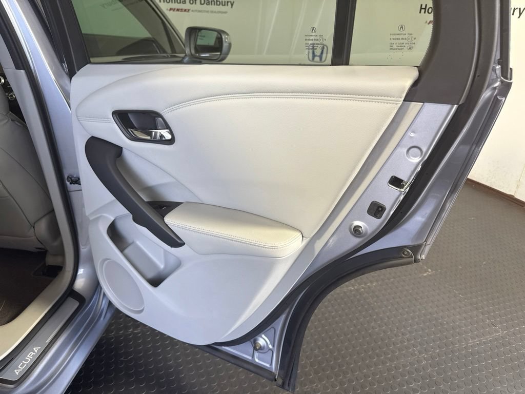 Used 2016 Acura RDX w/ Technology Package AWD/4WD image 7