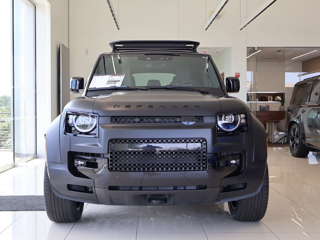 New 2026 Land Rover Defender 110 OCTA AWD/4WD image 2
