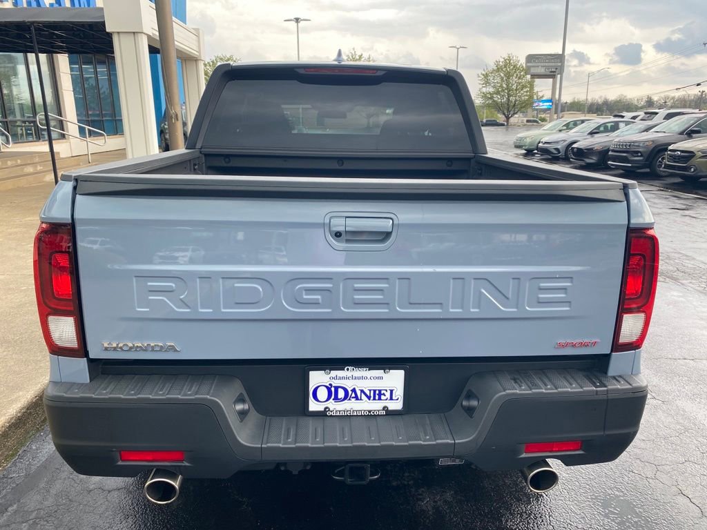 Used 2024 Honda Ridgeline Sport image 5