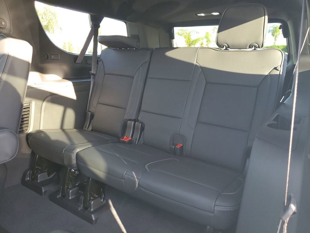 New 2026 GMC Yukon XL Denali w/ Sun & Power Step Package image 11