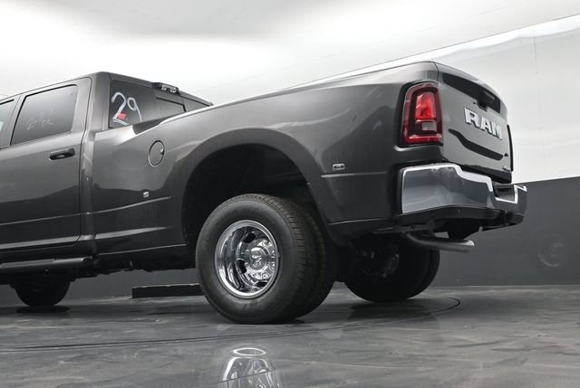 New 2026 RAM 3500 Tradesman AWD/4WD image 48