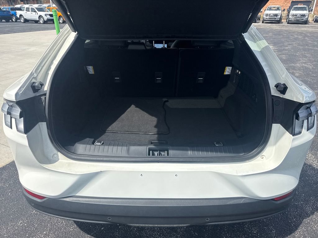 Used 2025 Ford Mustang Mach-E Premium image 11