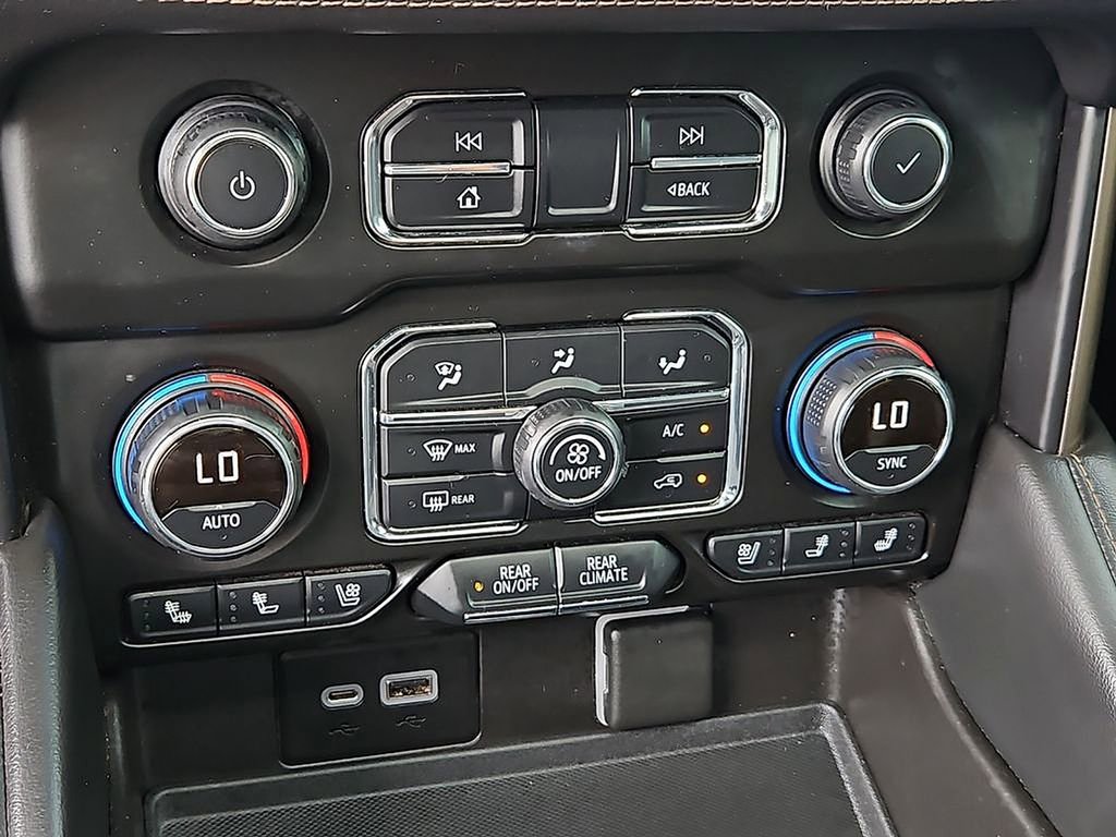 Used 2021 Chevrolet Tahoe High Country AWD/4WD image 27