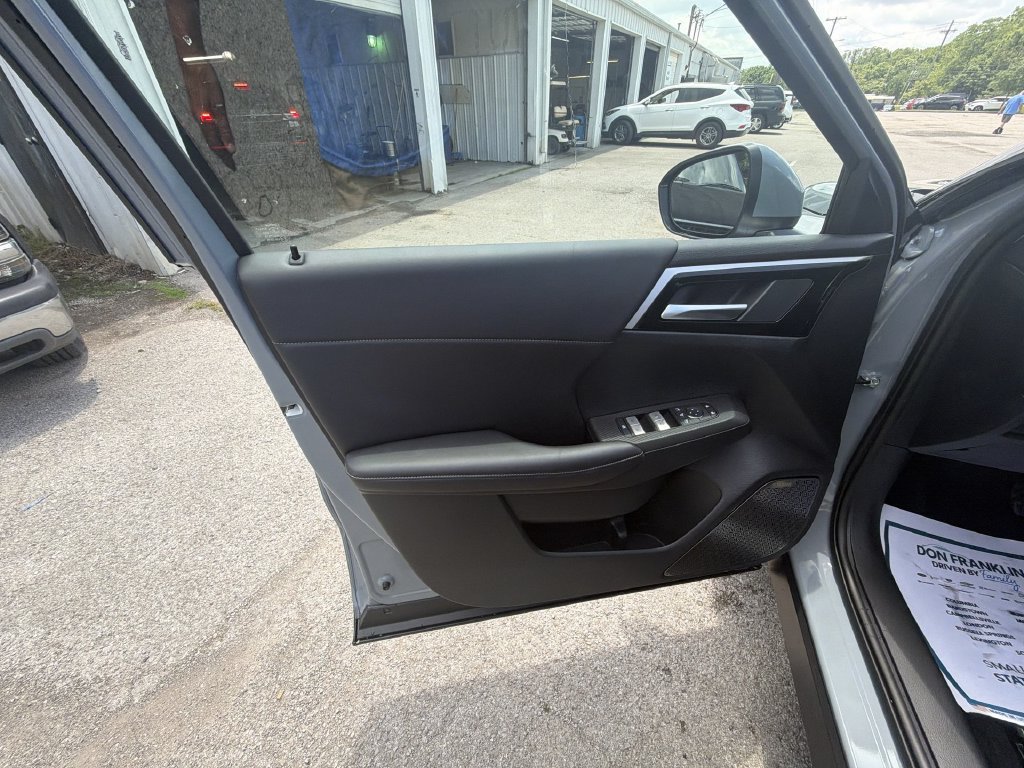 New 2026 Mitsubishi Outlander SE AWD/4WD image 13