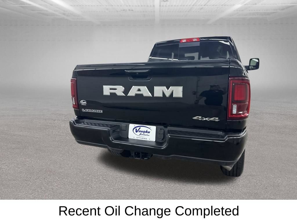 Used 2026 RAM 2500 Laramie AWD/4WD image 12