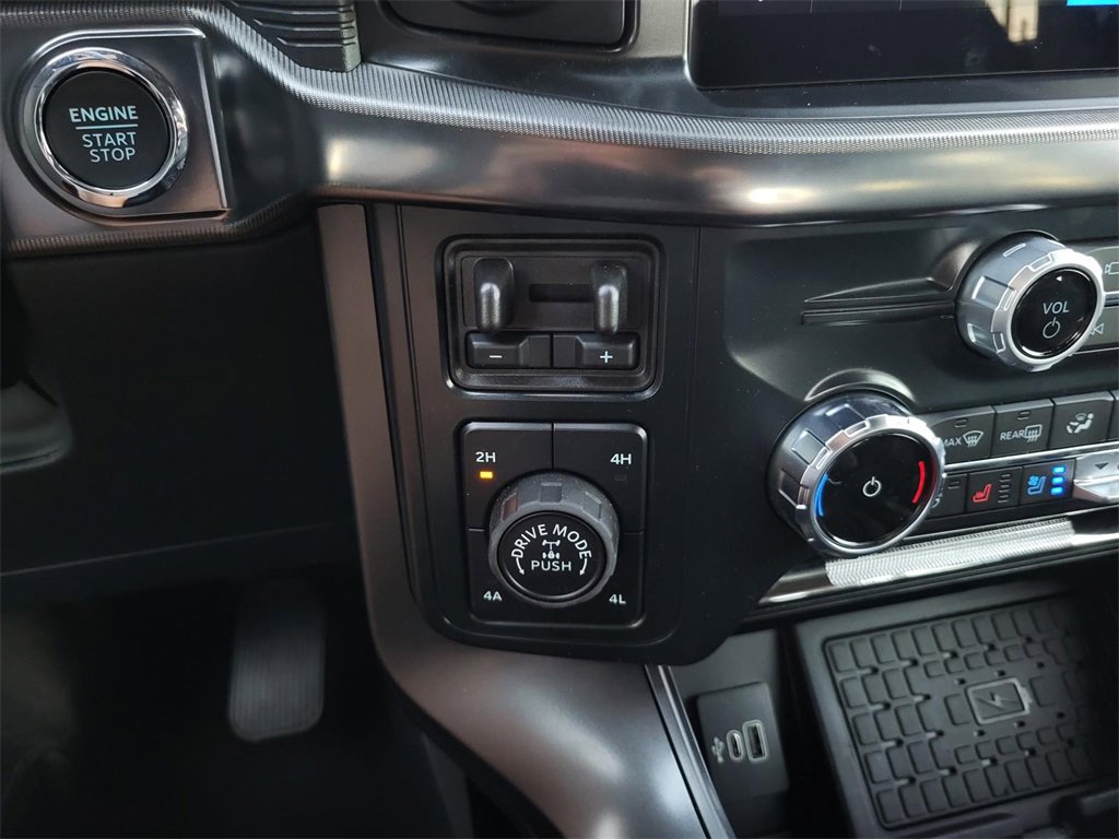 New 2025 Ford F150 Lariat w/ Equipment Group 502A High image 15