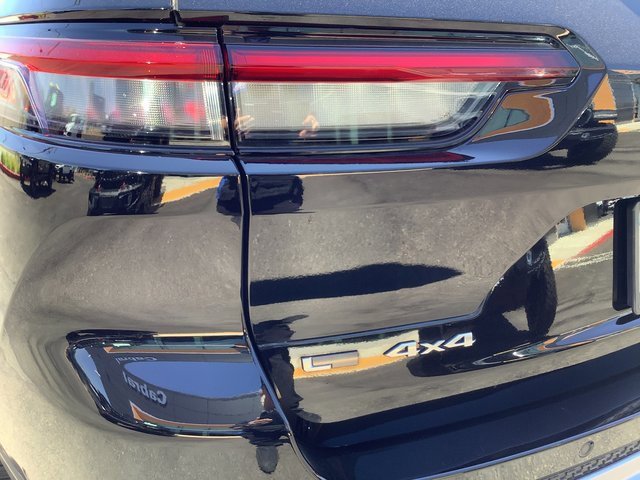 Used 2022 Jeep Grand Cherokee L Summit w/ Advanced Protech Group IV image 48