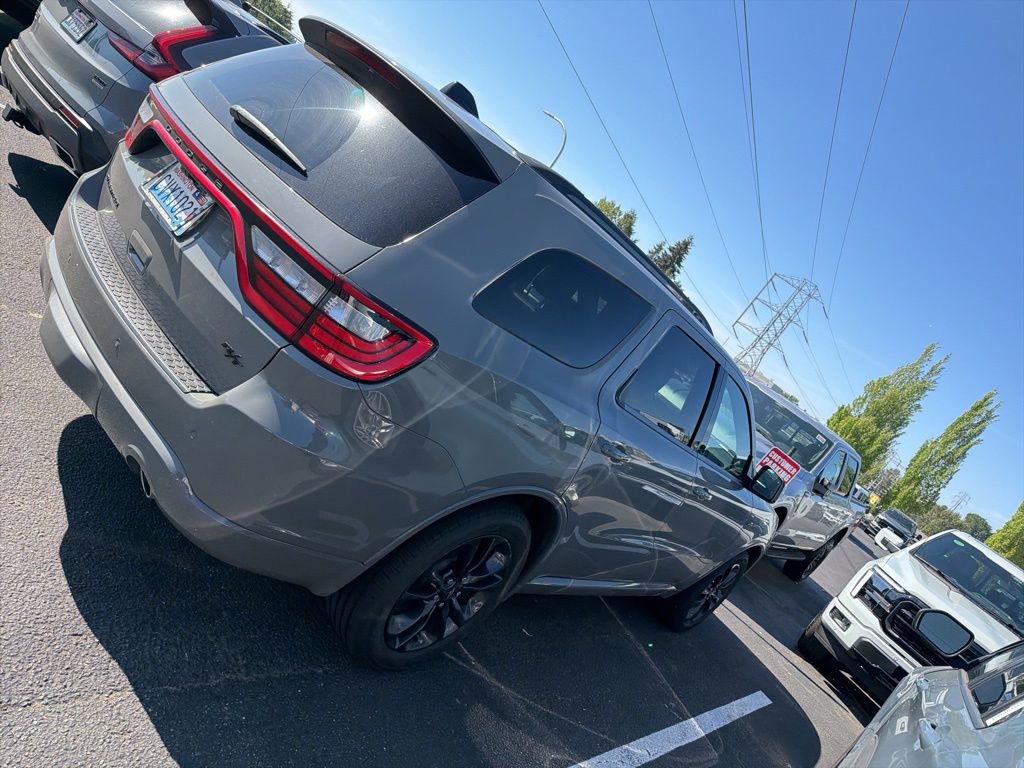 Used 2023 Dodge Durango R/T RWD image 4