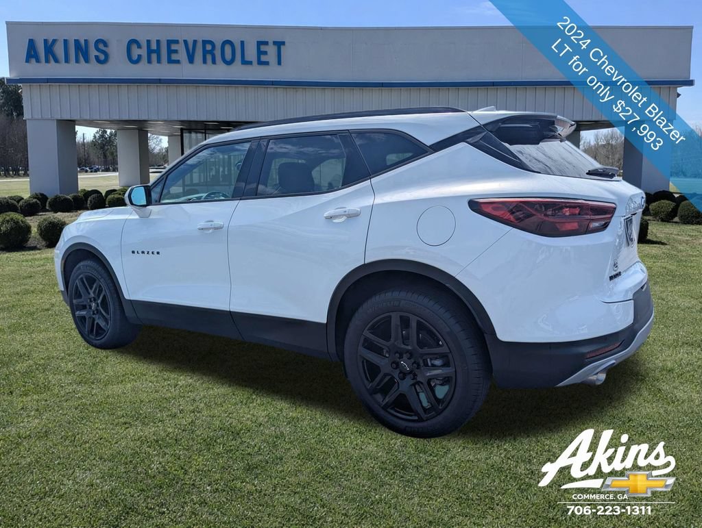 Used 2024 Chevrolet Blazer LT w/ Convenience Package FWD image 7