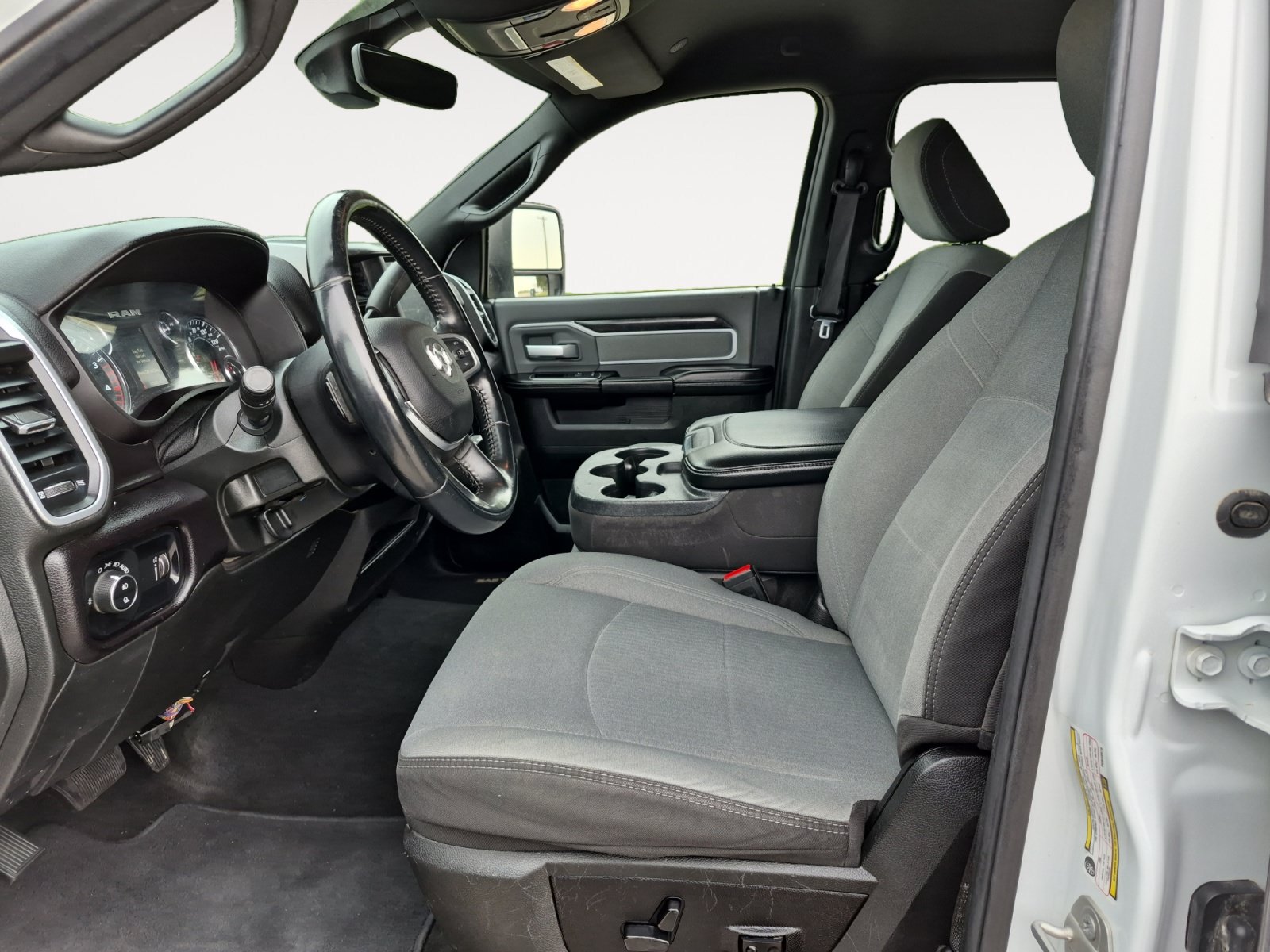 Used 2023 RAM 2500 Big Horn w/ Level 1 Equipment Group AWD/4WD image 21