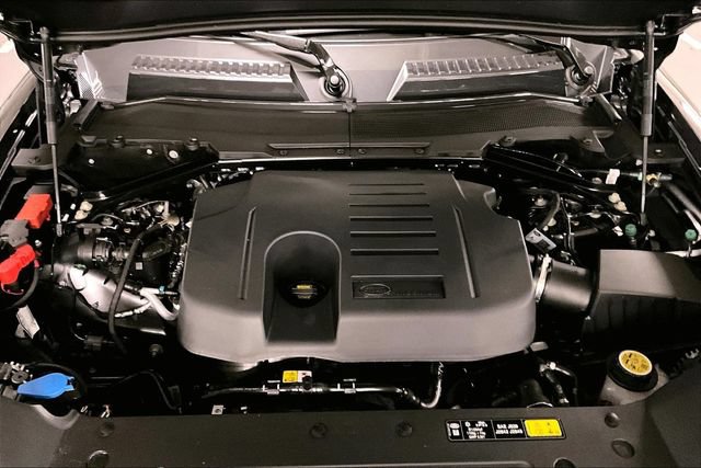 Certified 2026 Land Rover Defender 130 S AWD/4WD image 9