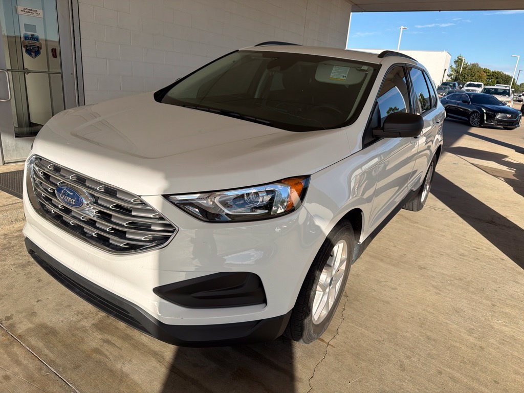 Used 2022 Ford Edge SE AWD/4WD image 3