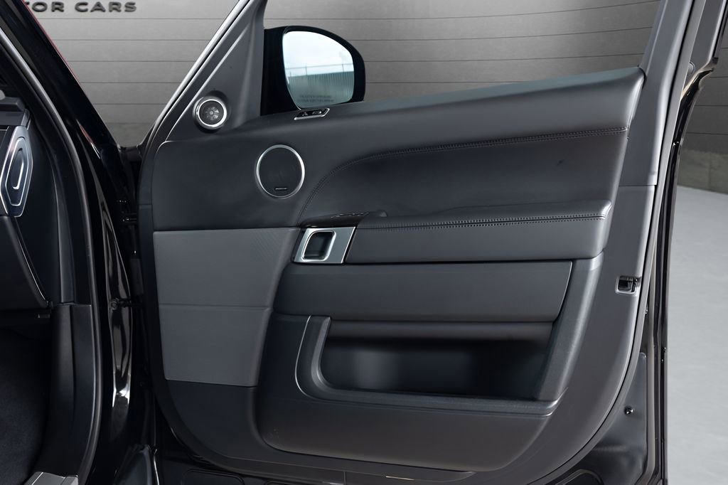 Used 2020 Land Rover Range Rover Sport HSE Dynamic image 78