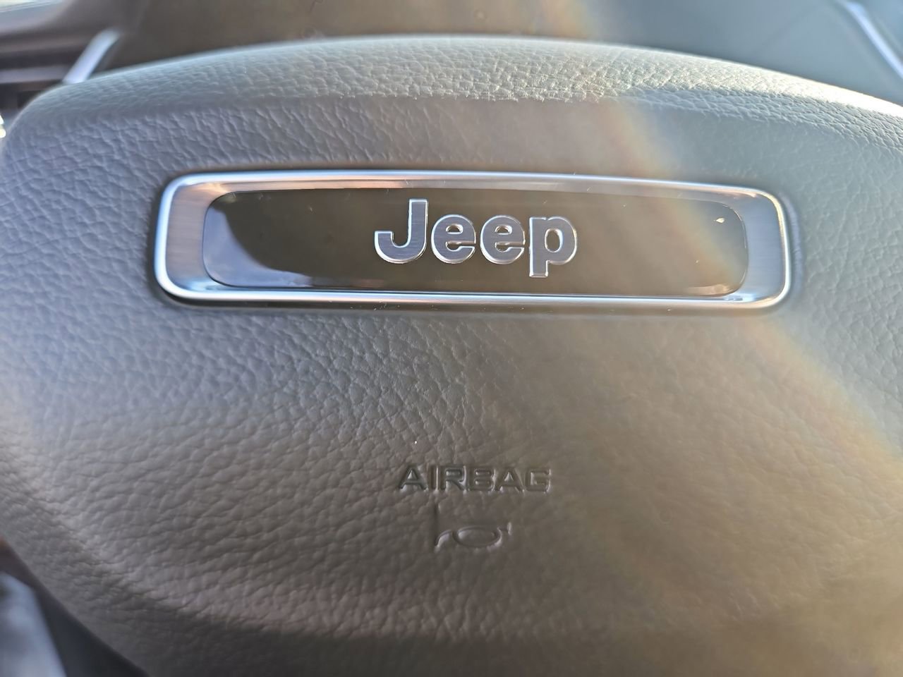 New 2025 Jeep Grand Cherokee Limited w/ Luxury Tech Group II image 22