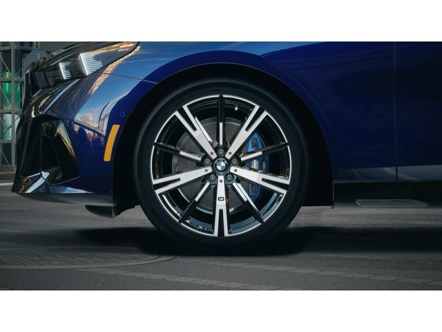 New 2026 BMW 530i xDrive w/ M Sport Package image 7