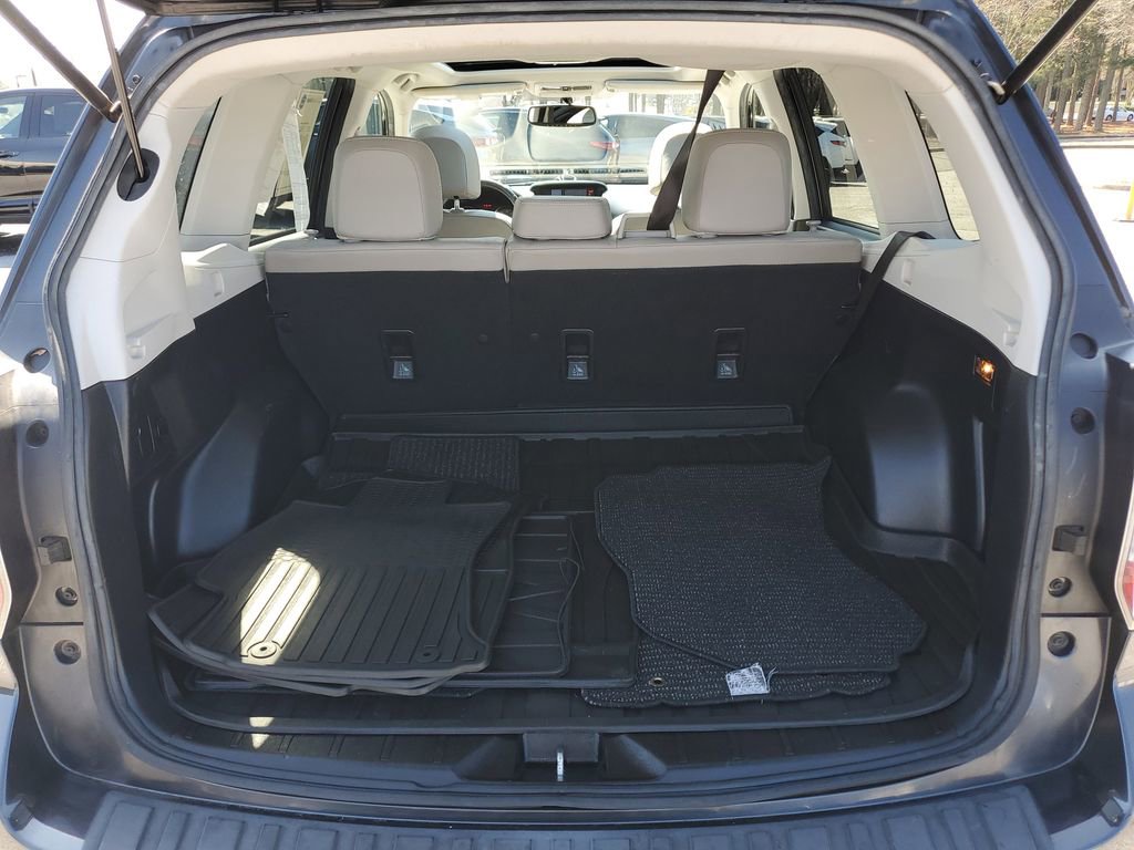 Used 2016 Subaru Forester 2.5i Limited AWD/4WD image 10