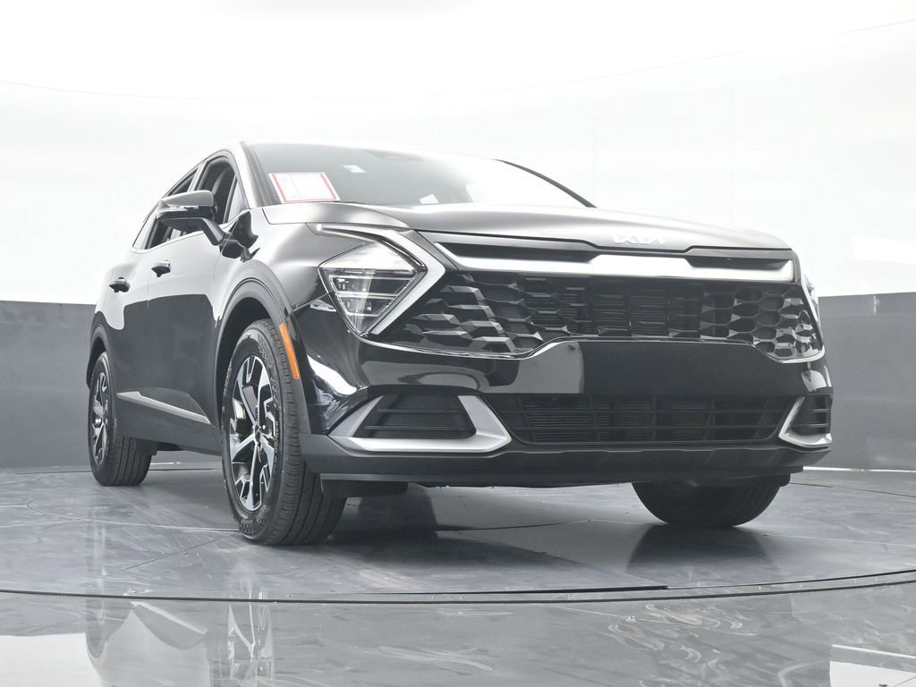 Used 2025 Kia Sportage EX image 65