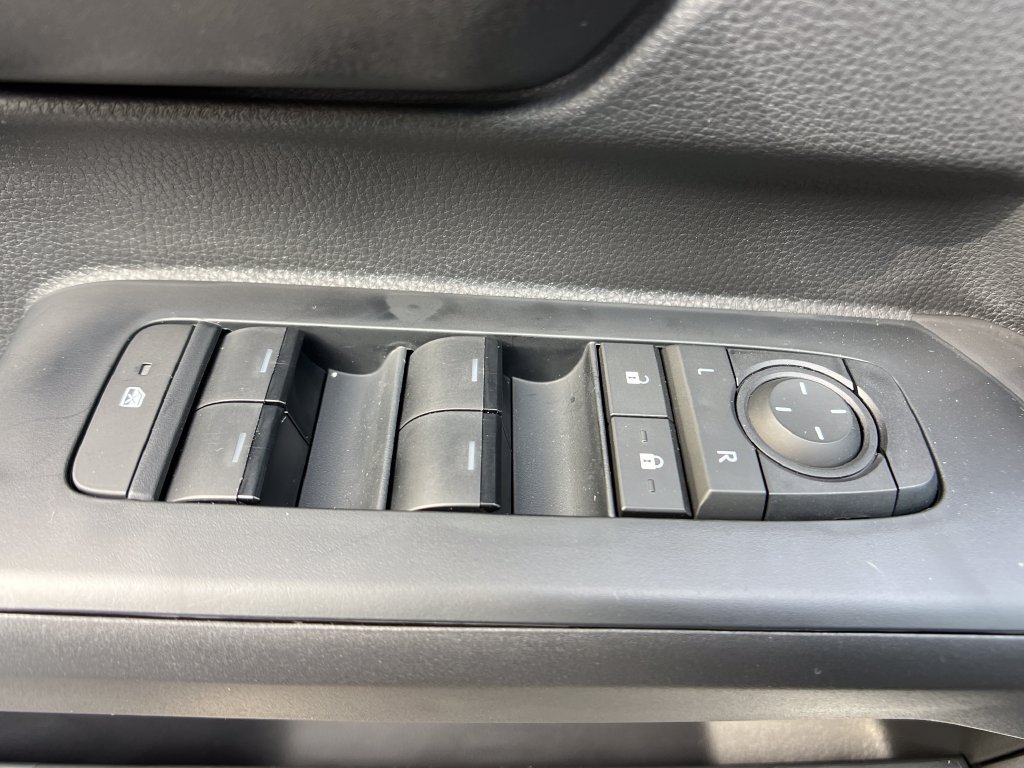 New 2026 Toyota Tacoma SR5 AWD/4WD image 12