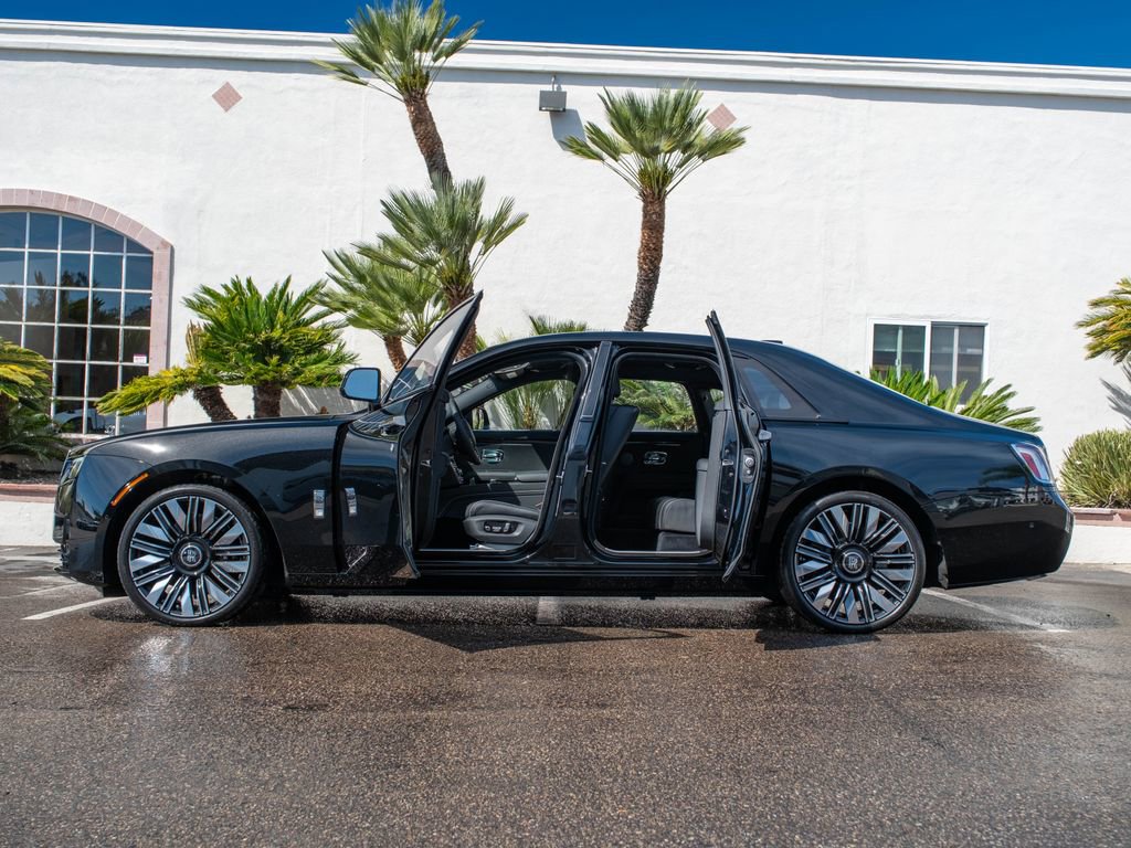 New 2026 Rolls-Royce Ghost AWD/4WD image 38