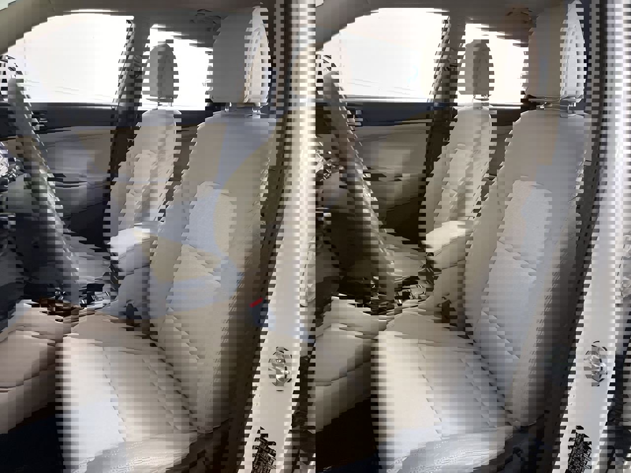 Used 2018 Hyundai Tucson SE w/ Cargo Package image 12