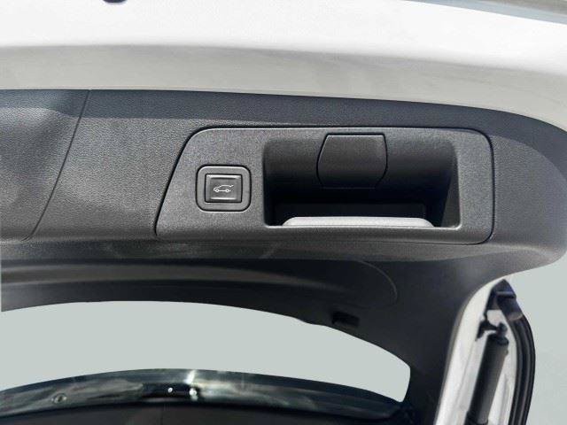 Used 2024 Buick Envision Avenir AWD/4WD image 57