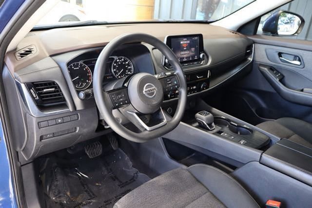 Used 2021 Nissan Rogue SV FWD image 26