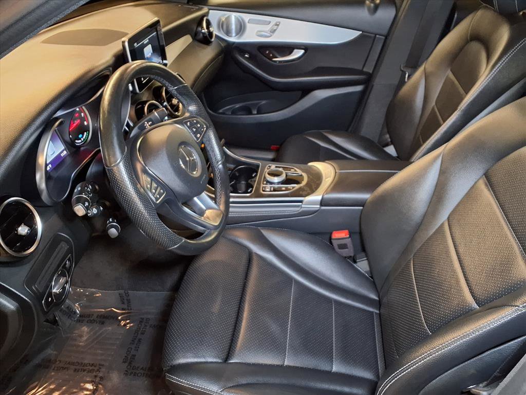 Used 2019 Mercedes-Benz GLC 350e 4MATIC image 15
