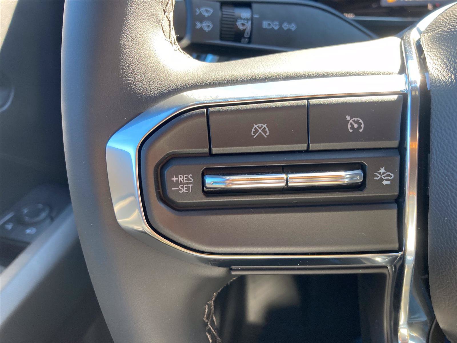 New 2026 GMC Canyon Elevation w/ Convenience Package RWD image 22