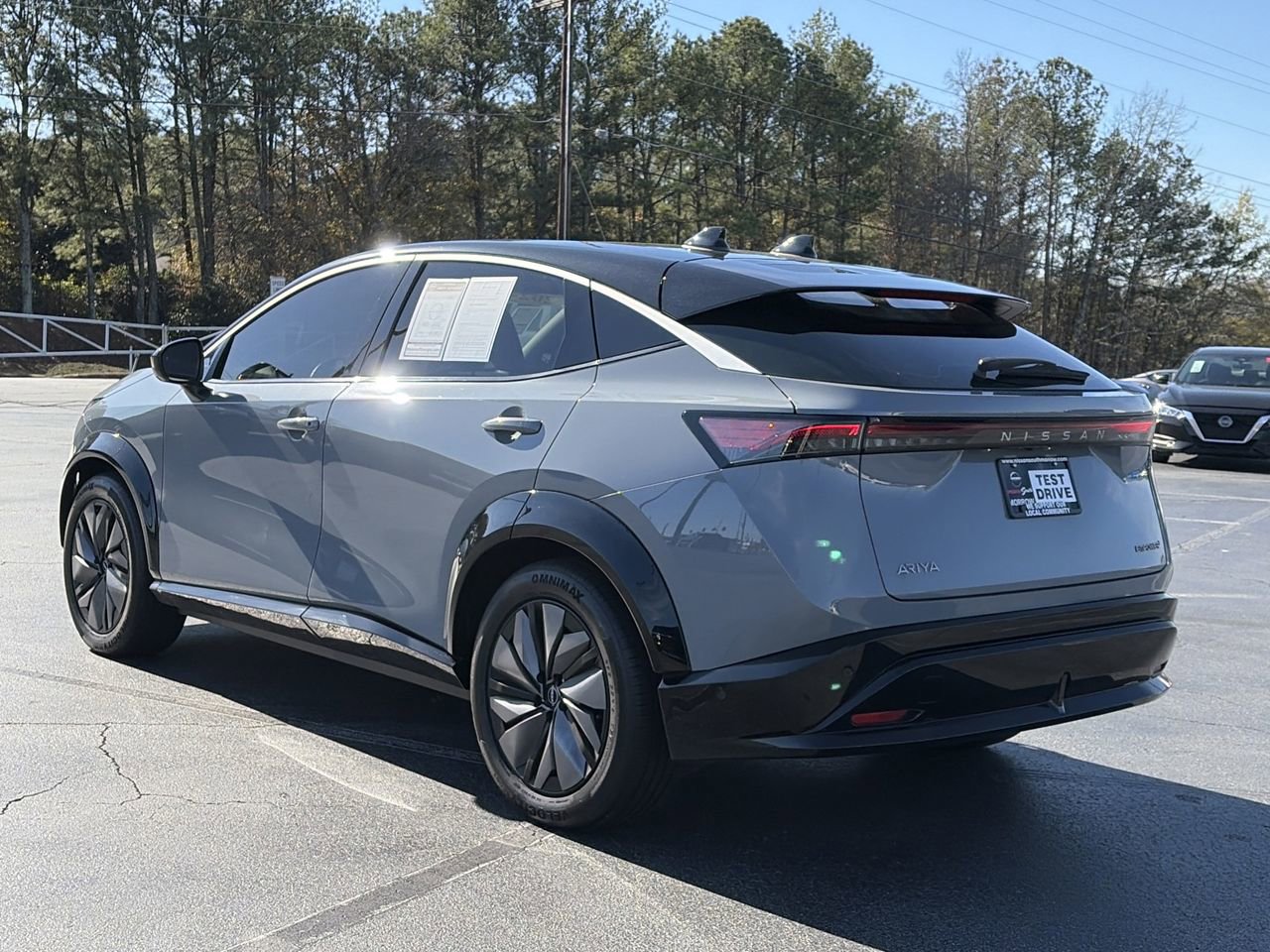 Certified 2024 Nissan Ariya FWD image 3