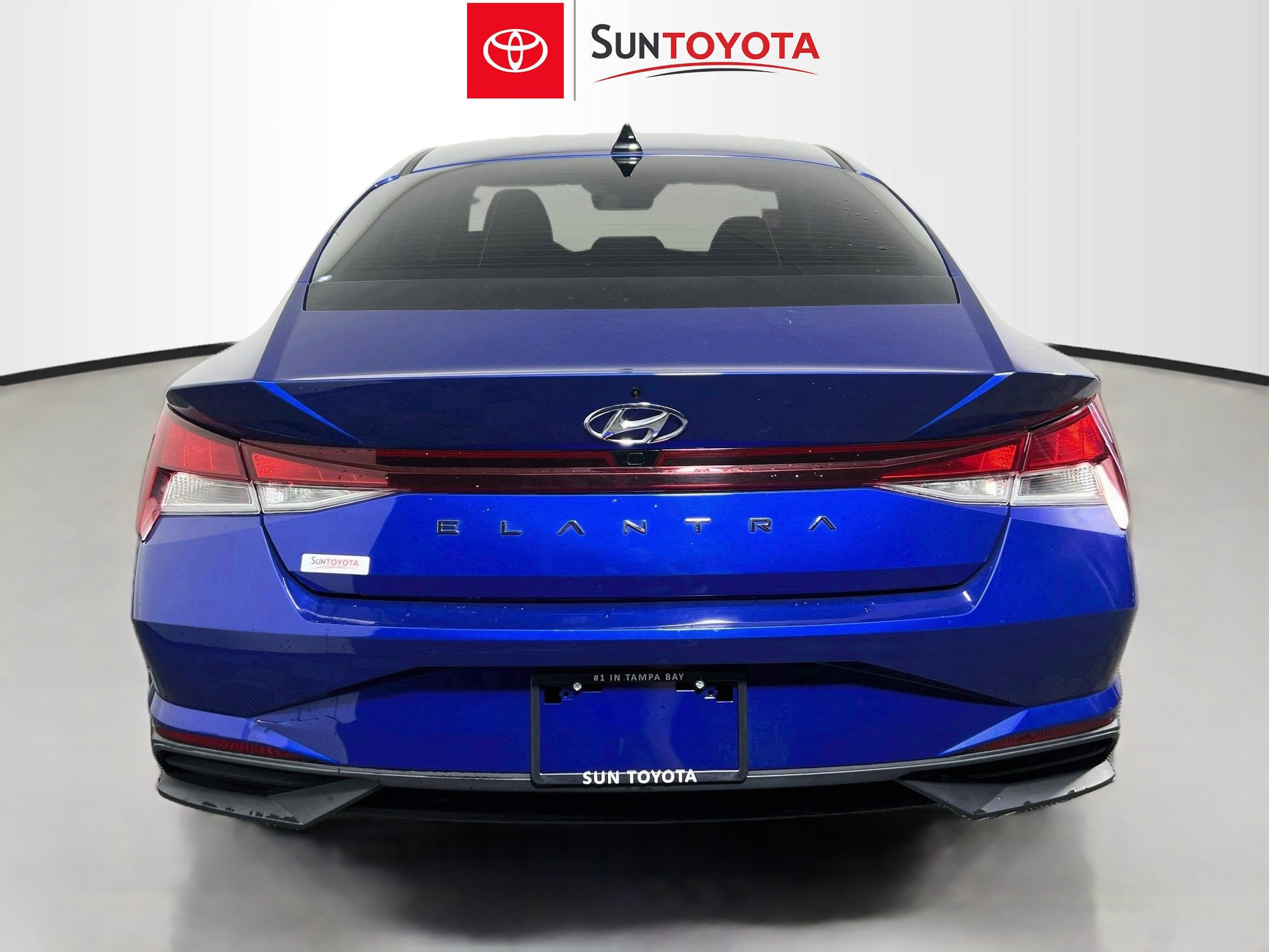 Used 2023 Hyundai Elantra SEL w/ Convenience Package FWD image 5