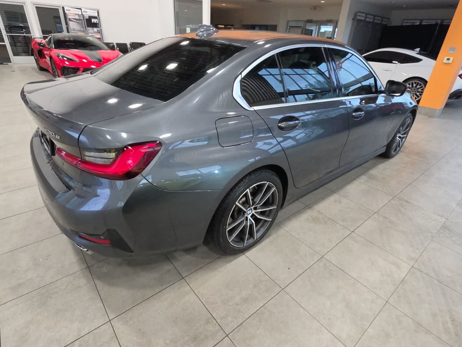 Used 2021 BMW 330e xDrive w/ Premium Package AWD/4WD image 7