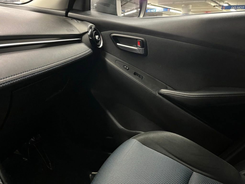 Used 2016 Scion iA Base image 27